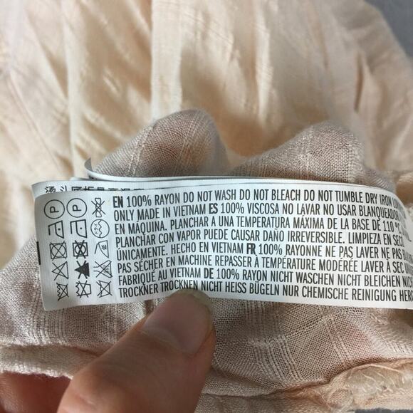 •Forever 21• Blush Collared Top Size M _2 - Picture 5 of 5